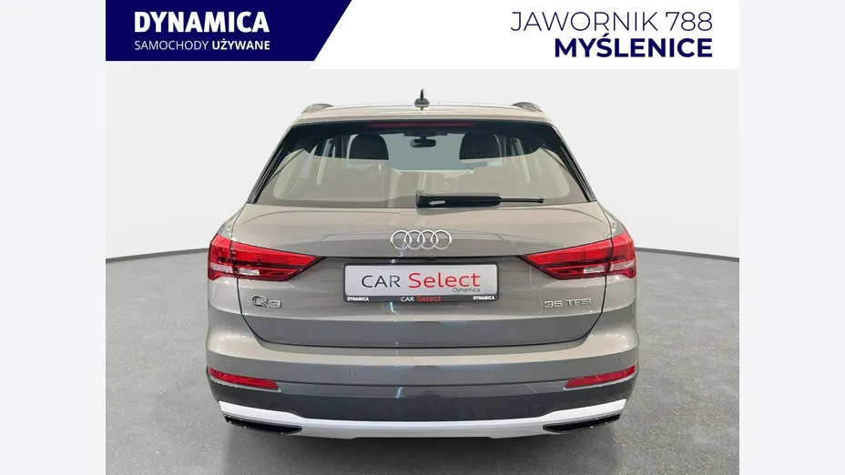 AUDI Q3 -