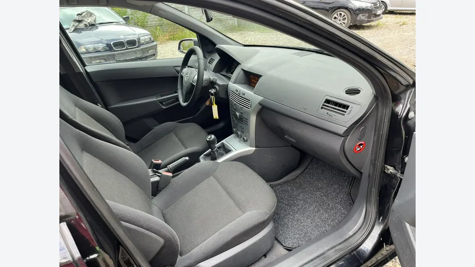 OPEL Astra -