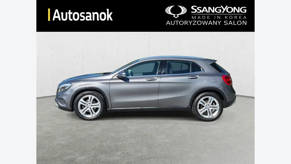 MERCEDES-BENZ GLA -