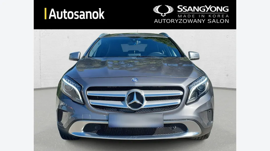 MERCEDES-BENZ GLA -
