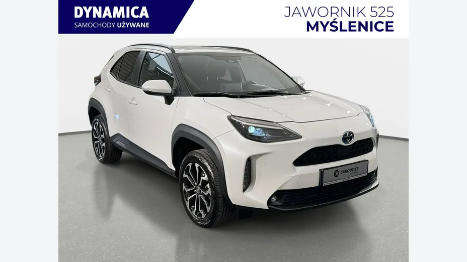TOYOTA Yaris Cross -