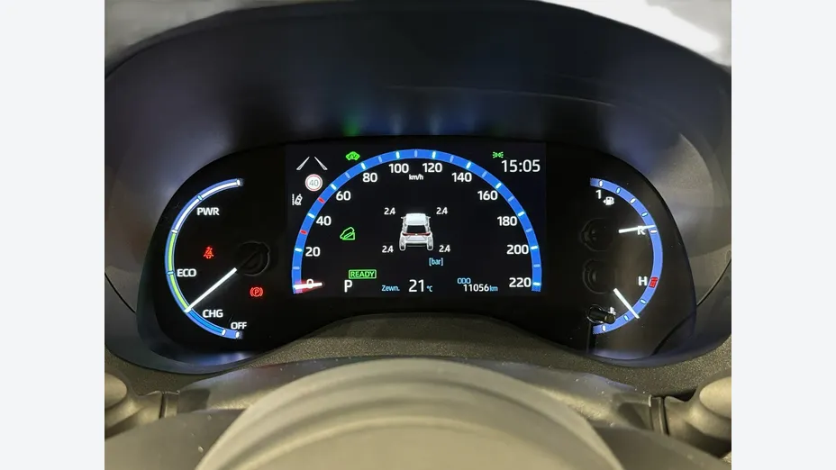 TOYOTA Yaris Cross -