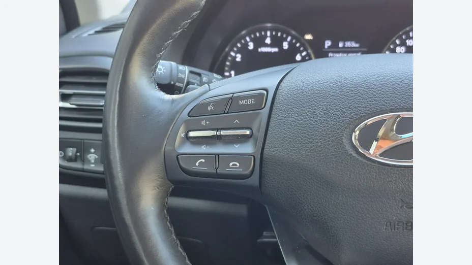 HYUNDAI i30 -