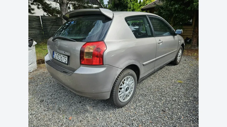 TOYOTA Corolla -