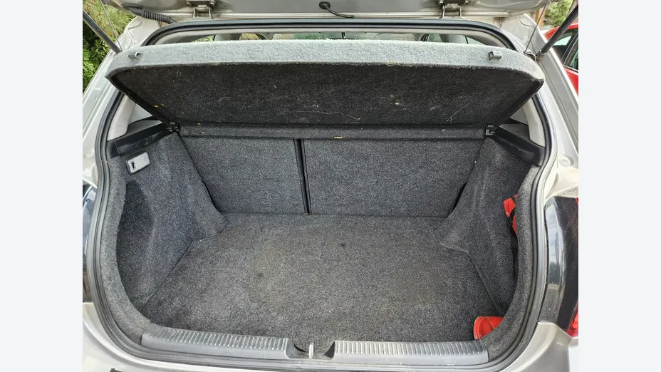 TOYOTA Corolla -