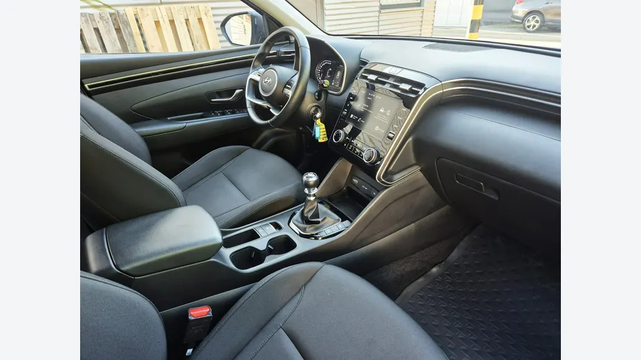 HYUNDAI Tucson -