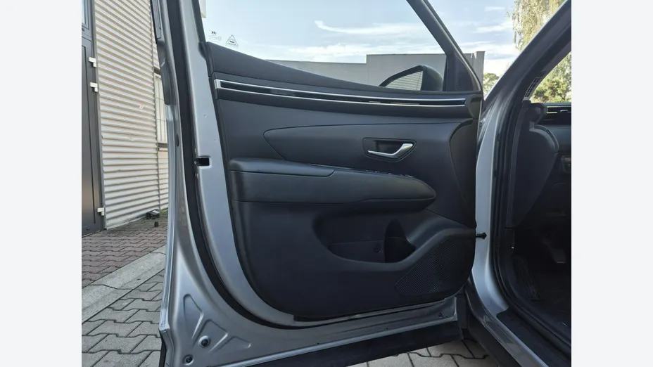 HYUNDAI Tucson -