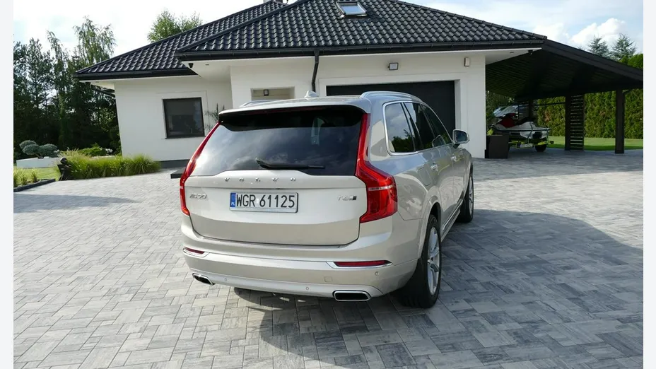 VOLVO XC90 -