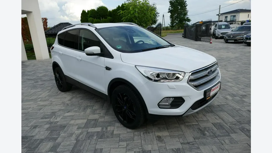 FORD Kuga -