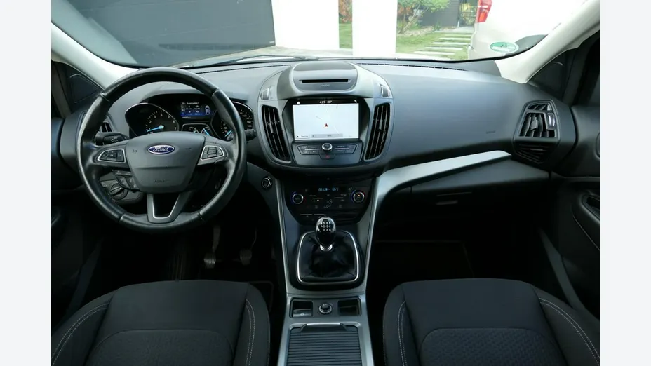 FORD Kuga -