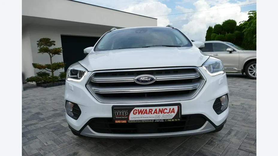 FORD Kuga -
