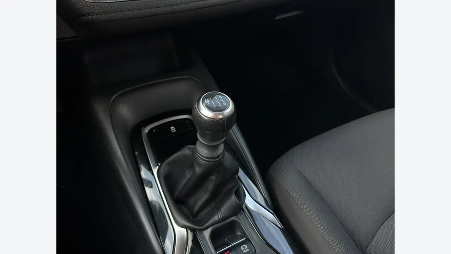 TOYOTA Corolla -