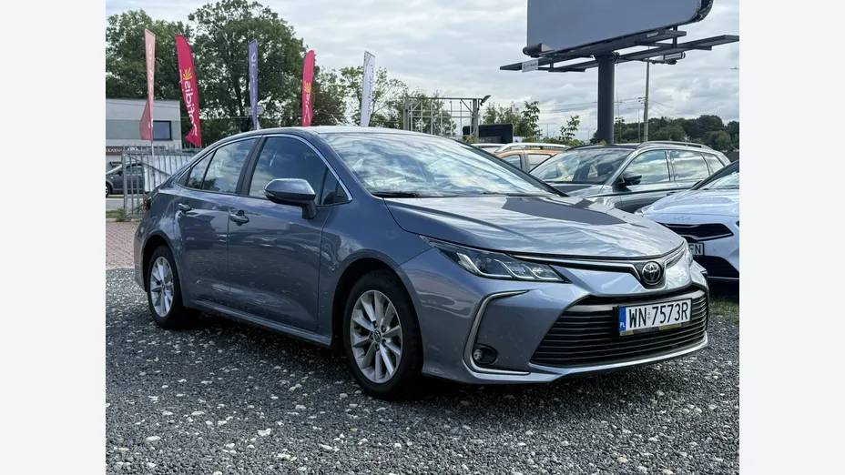 TOYOTA Corolla -