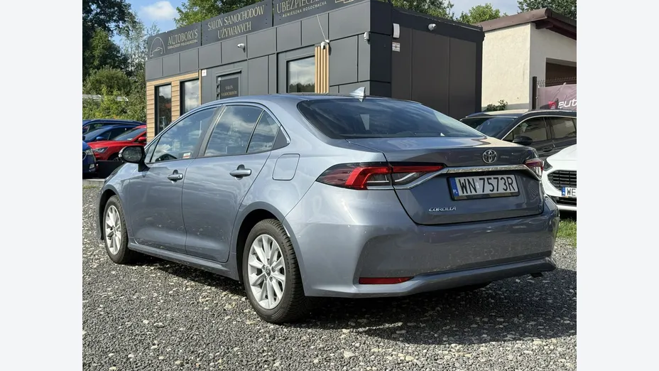 TOYOTA Corolla -