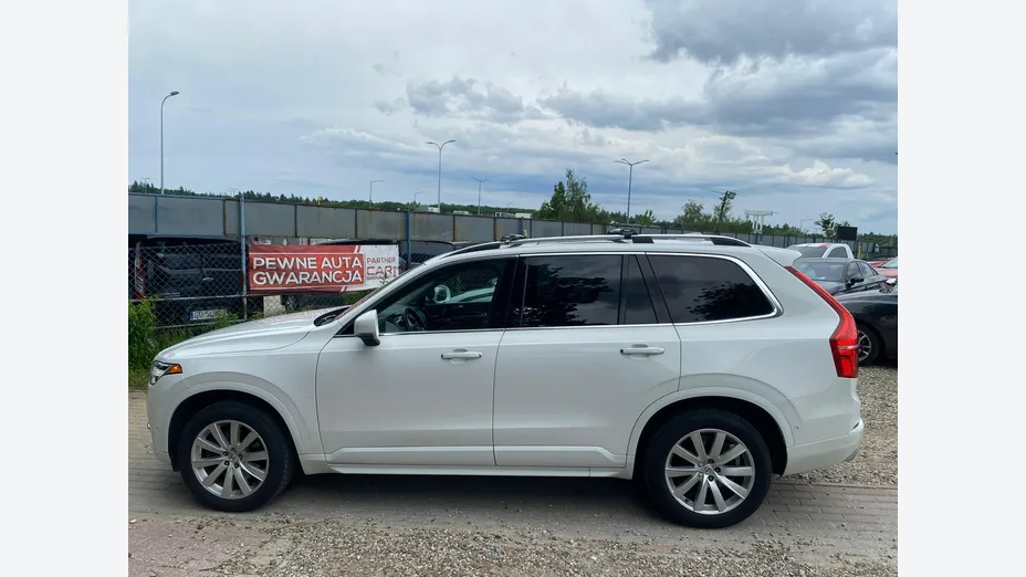 VOLVO XC90 -