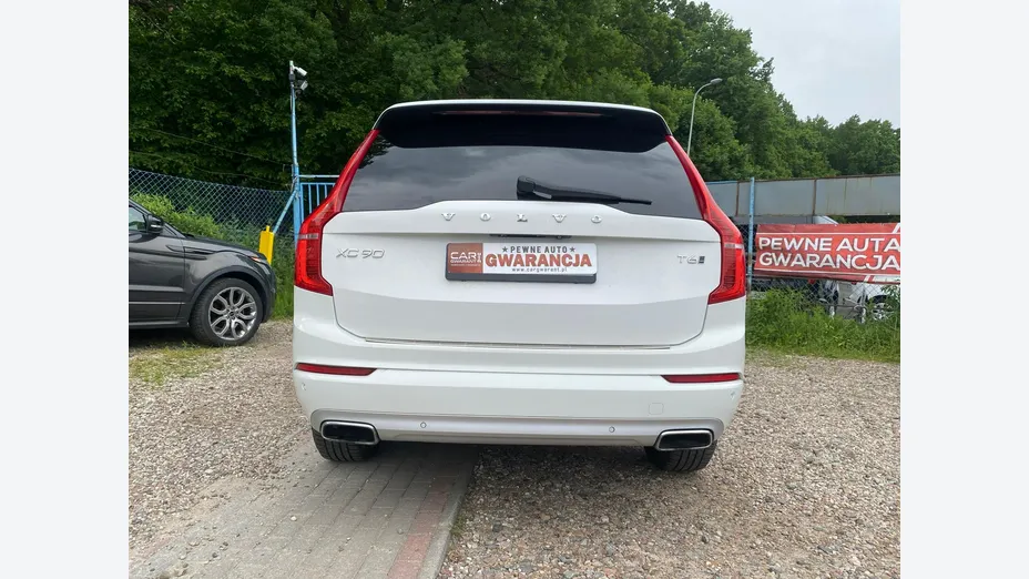 VOLVO XC90 -