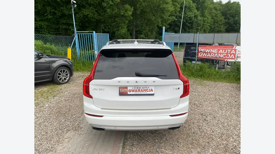 VOLVO XC90 -