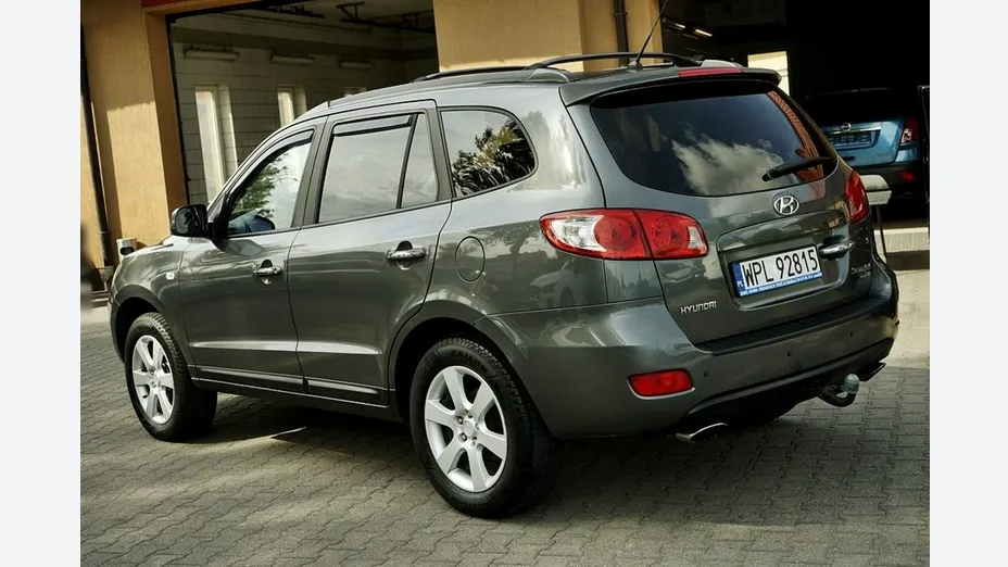 HYUNDAI Santa Fe -
