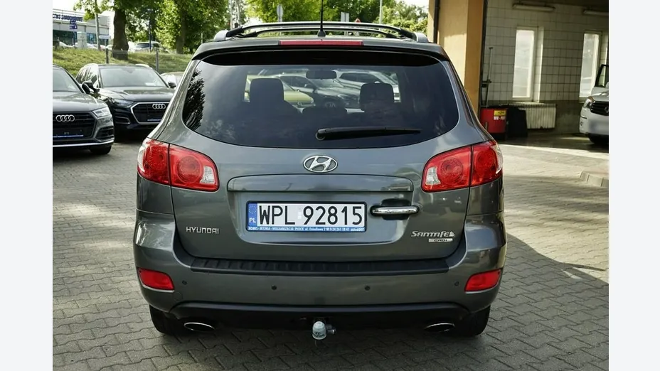 HYUNDAI Santa Fe -