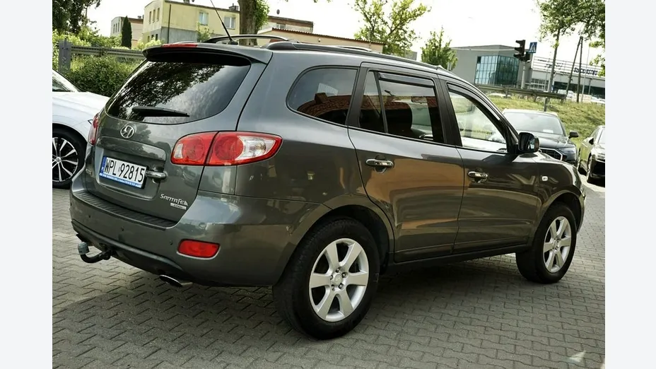 HYUNDAI Santa Fe -
