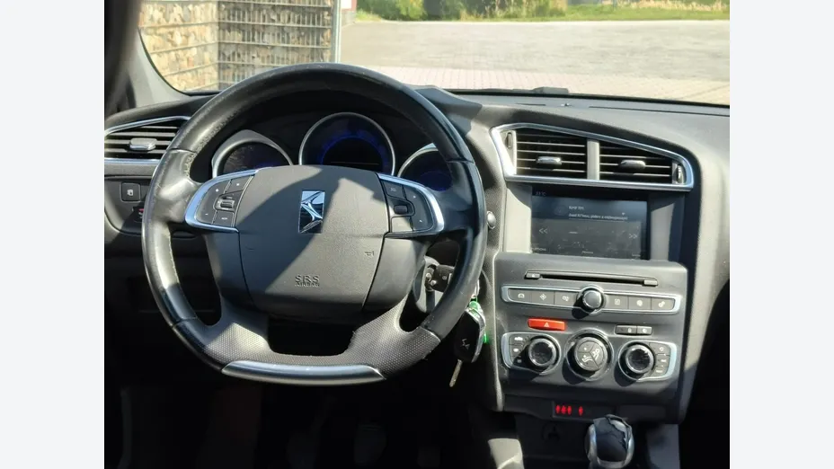 CITROEN DS4 -