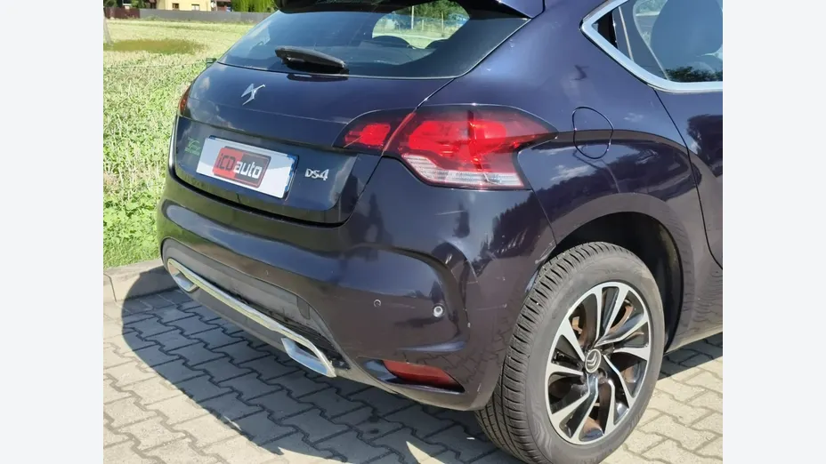 CITROEN DS4 -