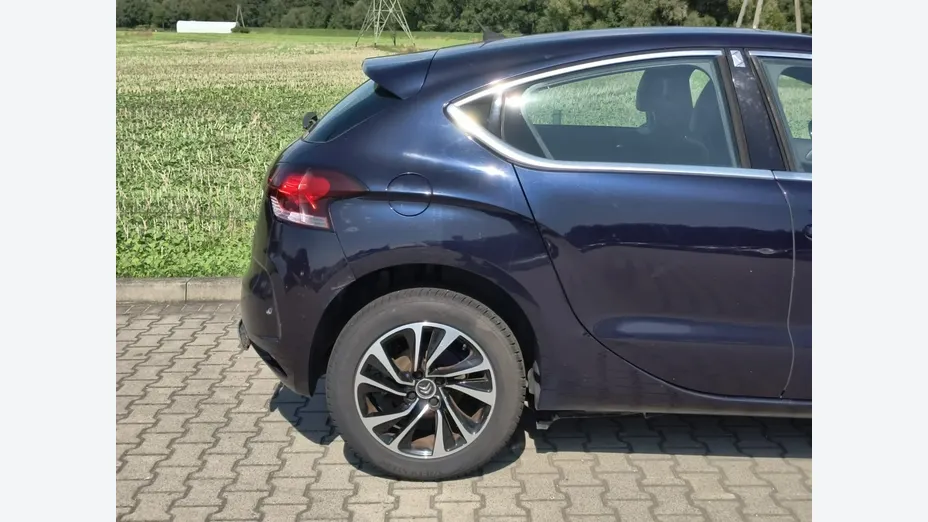 CITROEN DS4 -