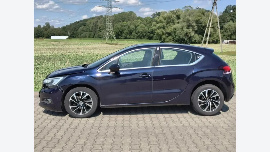CITROEN DS4 -