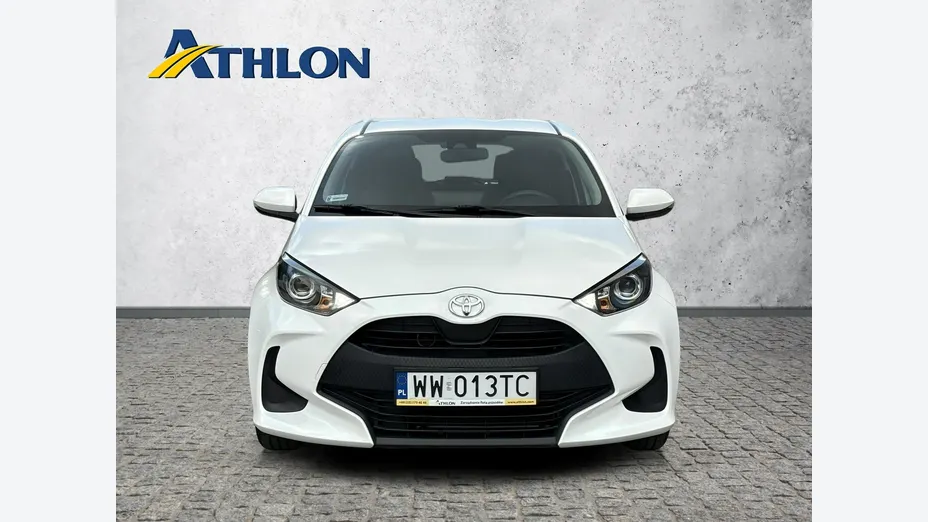 TOYOTA Yaris -
