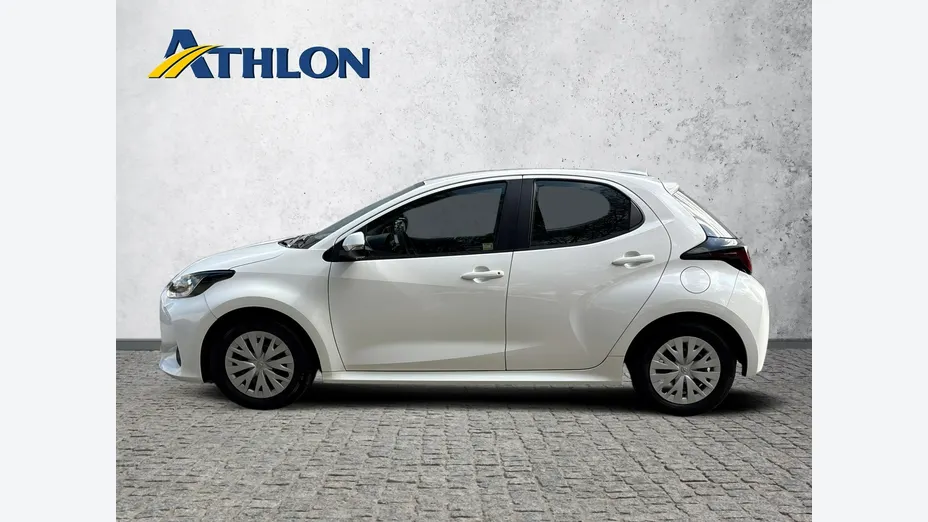 TOYOTA Yaris -