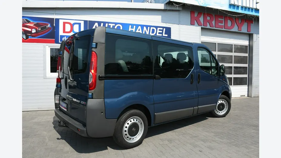 OPEL Vivaro -