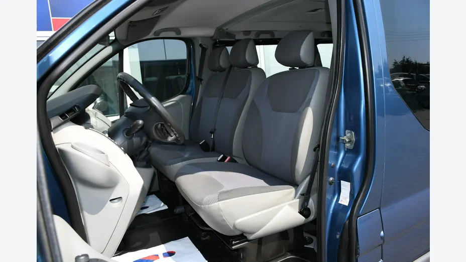 OPEL Vivaro -