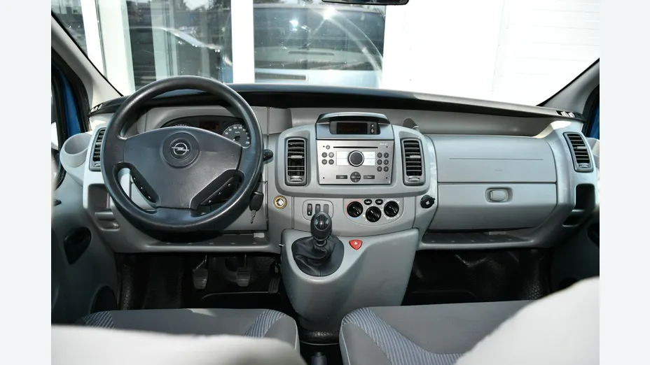 OPEL Vivaro -