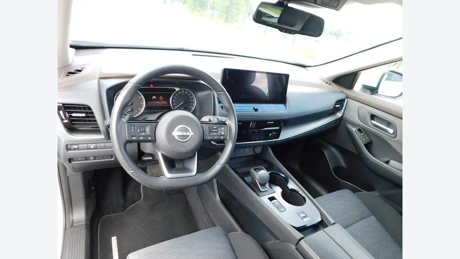 NISSAN X-Trail -