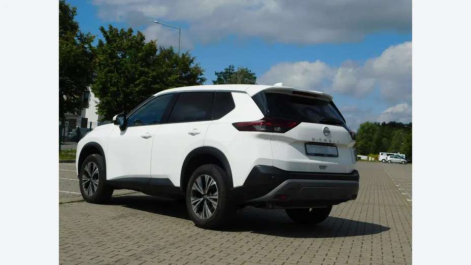 NISSAN X-Trail -