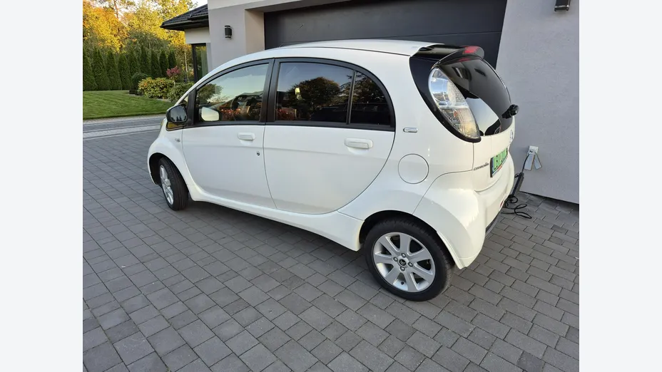 CITROEN C-ZERO -