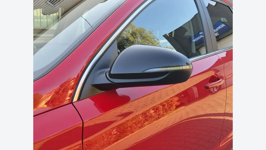 HYUNDAI i30 -