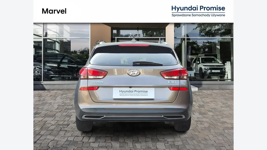 HYUNDAI i30 -