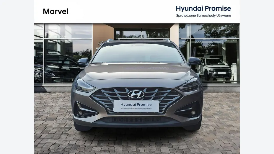 HYUNDAI i30 -