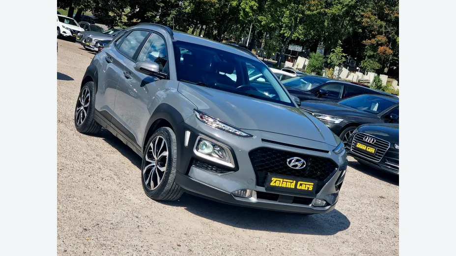 HYUNDAI Kona -