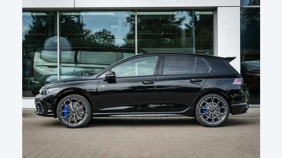 VOLKSWAGEN Golf -