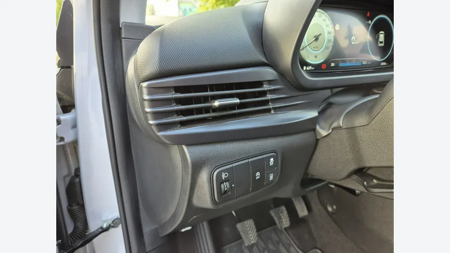 HYUNDAI i20 -