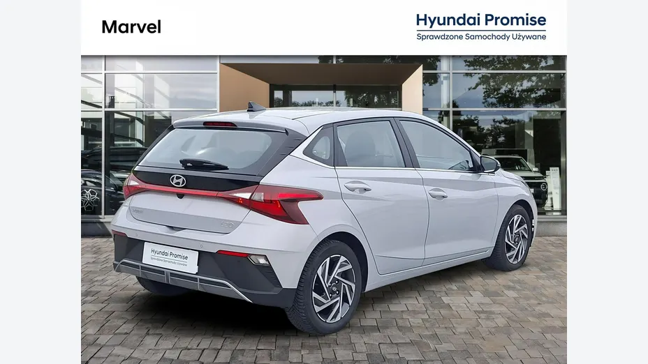 HYUNDAI i20 -
