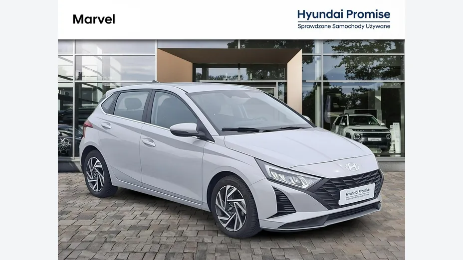 HYUNDAI i20 -