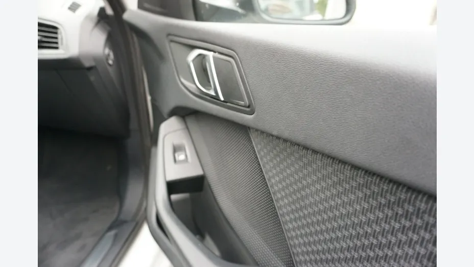 BMW Seria 1 -