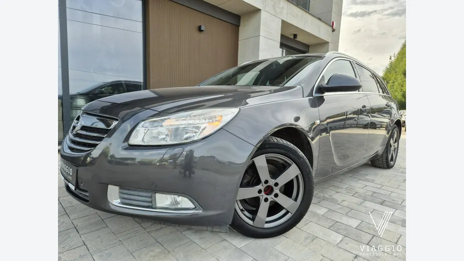 OPEL Insignia -