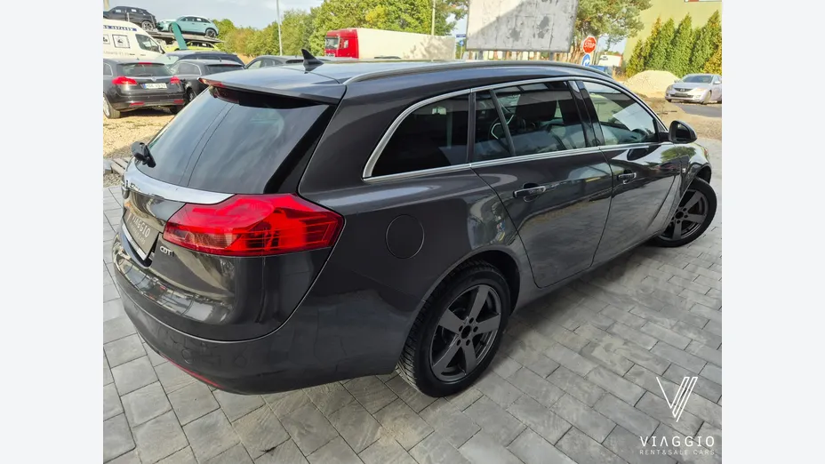 OPEL Insignia -