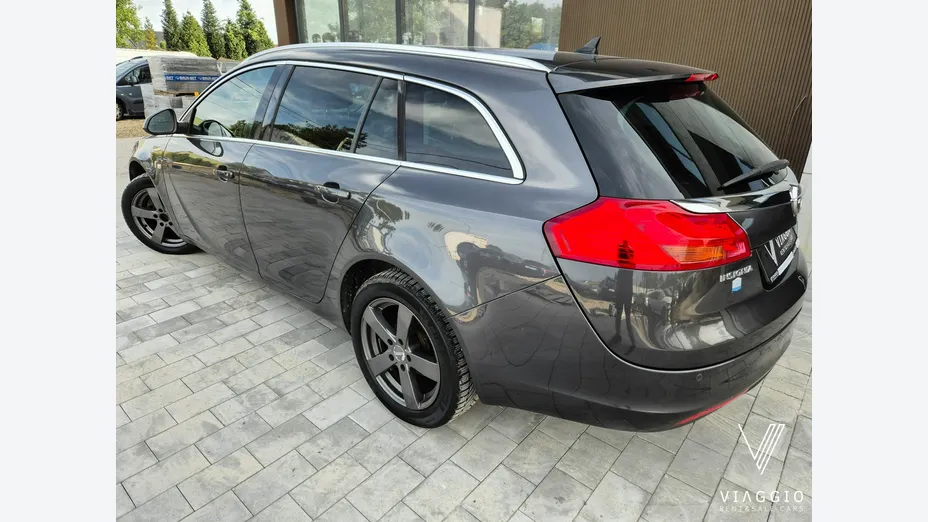 OPEL Insignia -