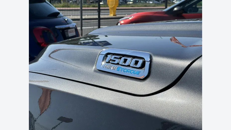 DODGE RAM -