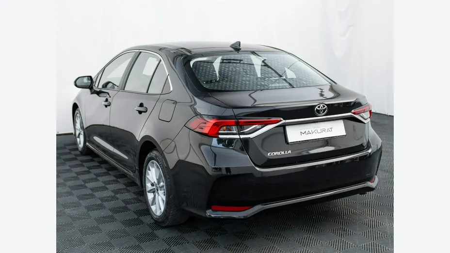 TOYOTA Corolla -